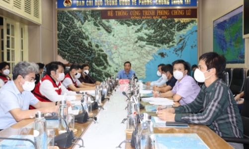 Khẩn trương lên phương án ứng phó với bão Conson