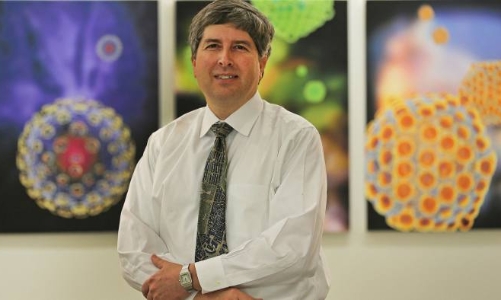 Pfizer nói gì khi bị tố gây sức ép tiêm mũi tăng cường?