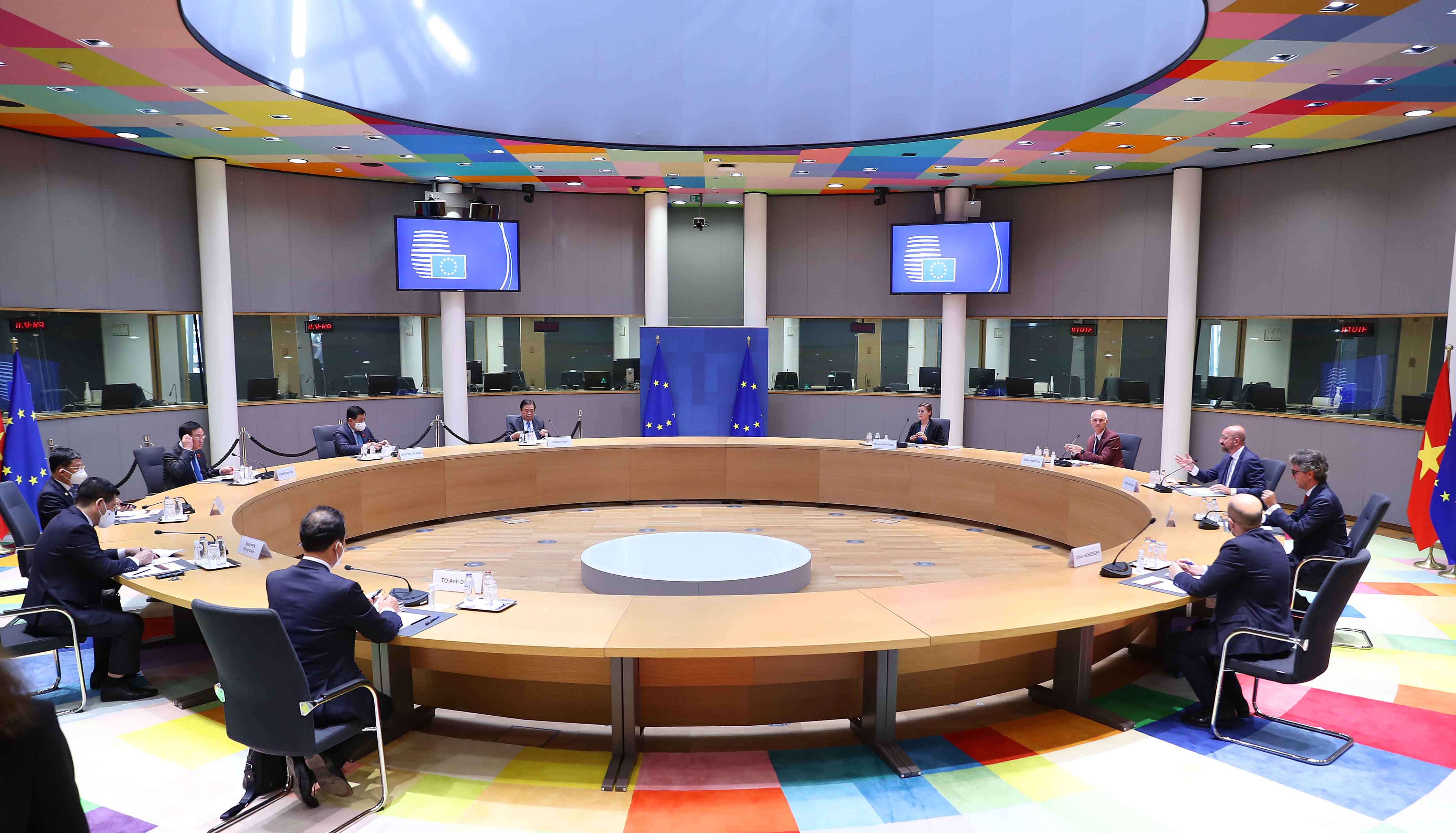 To&agrave;n cảnh buổi hội kiến -&nbsp;Ảnh: Quochoi.vn/Do&atilde;n Tấn