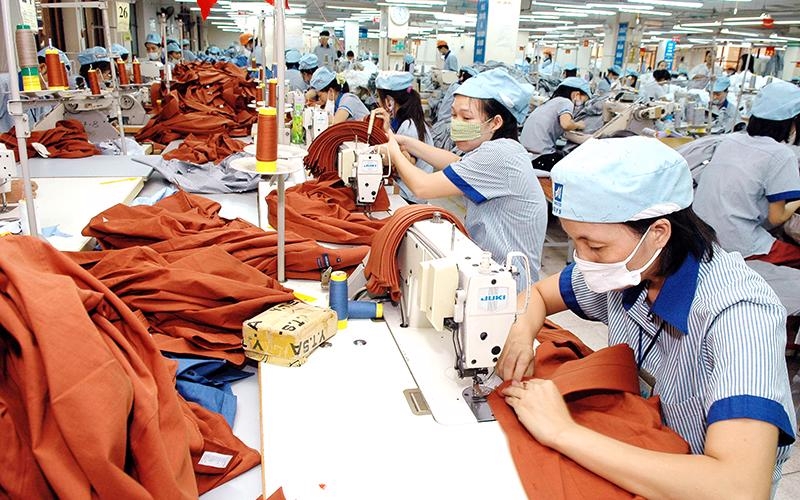Leather & textile industry dampening export performance