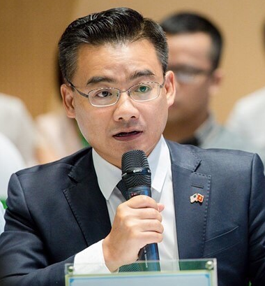 TS. Vũ Tú Thành, Phó Giám đốc điều hành khu vực, Hội đồng Kinh doanh Hoa kỳ - Asean.