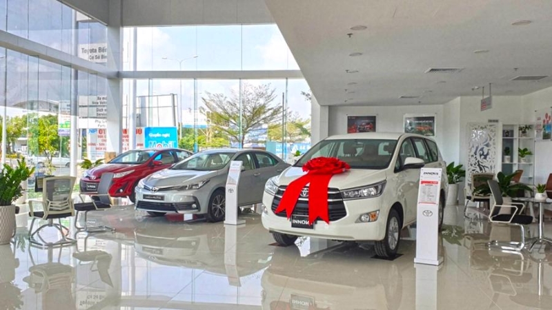 Vehicle sales hit 6-year low