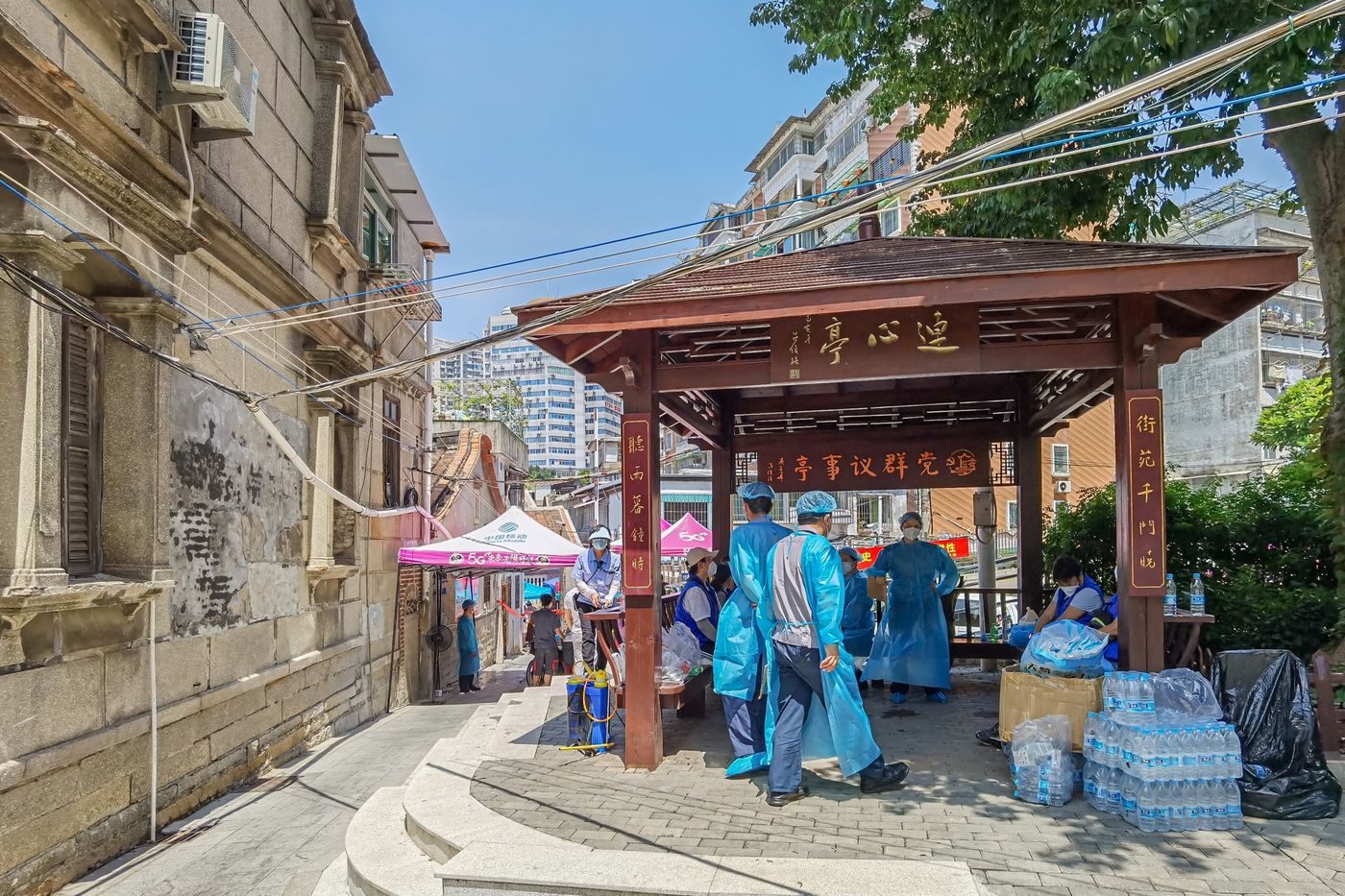 Một khu phố ở Hạ Môn được đặt trong tình trạng phong toả ngày 13/9 - Ảnh: Getty/Bloomberg.