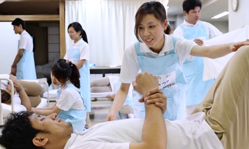 Gần 1.900 điều dưỡng, hộ lý Việt Nam đã sang Nhật Bản làm việc 