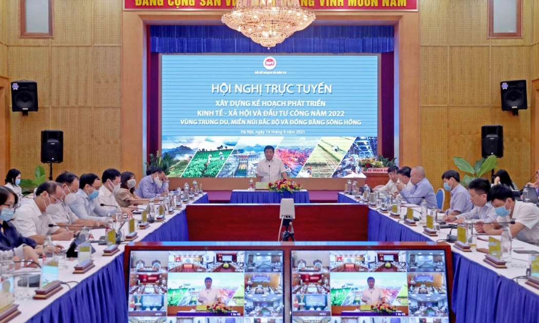 Hội nghị xây dựng kế hoạch phát triển kinh tế - xã hội và đầu tư công năm 2022: Vùng trung du, miền núi Bắc bộ và đồng bằng sông Hồng sáng 14/9.
