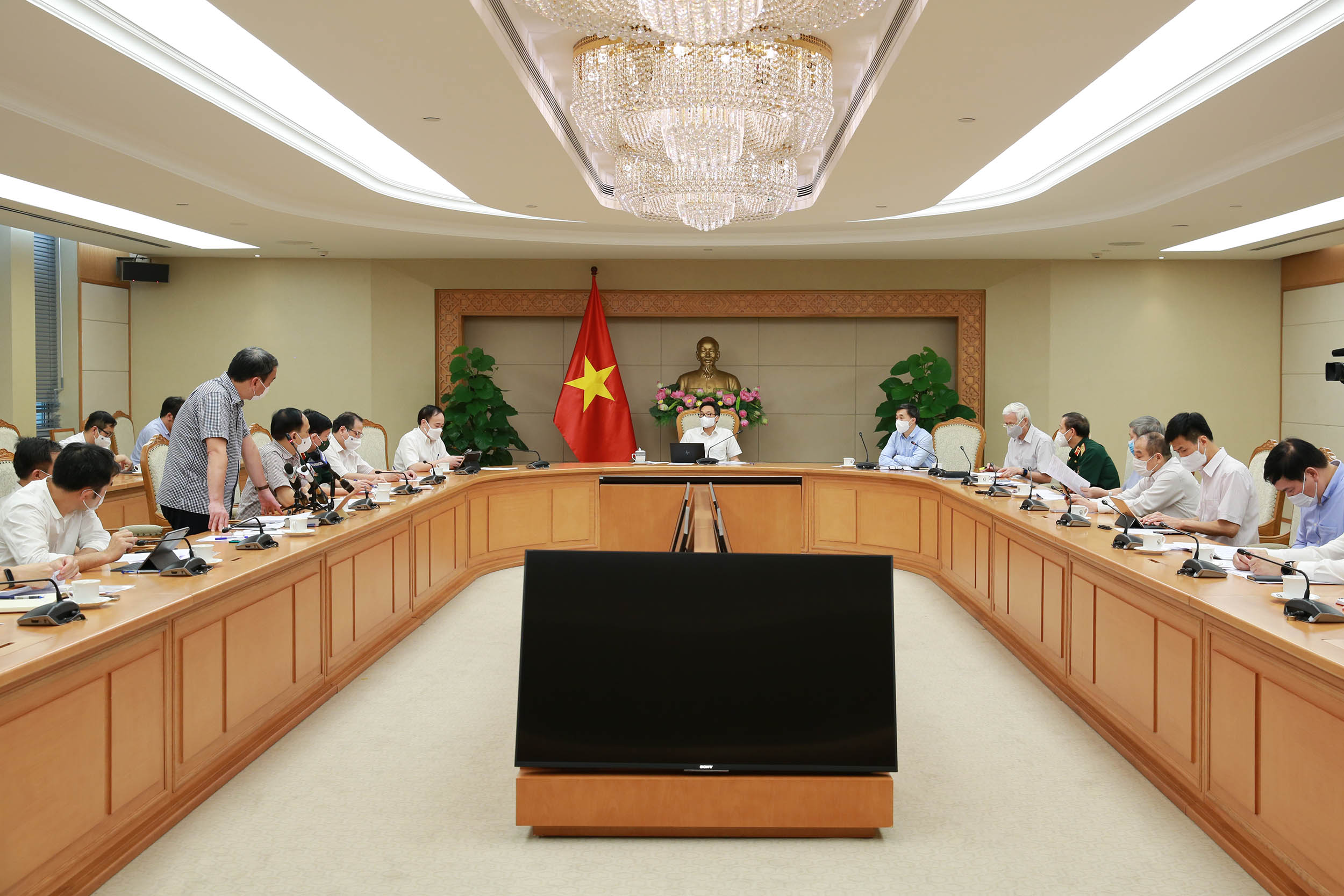 To&agrave;n cảnh cuộc họp. Ảnh - VGP.&nbsp;