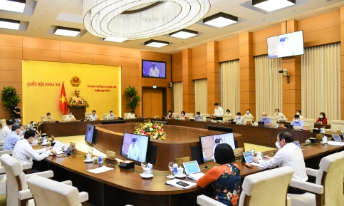 Chủ tịch Quốc hội: Cần xem điện ảnh như một ngành kinh tế mũi nhọn, có chính sách riêng