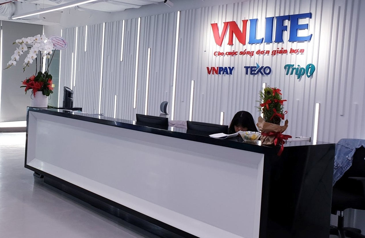 VNLIFE cũng phát triển công ty con VNTRAVEL trở thành Đại lý Du lịch Trực tuyến.