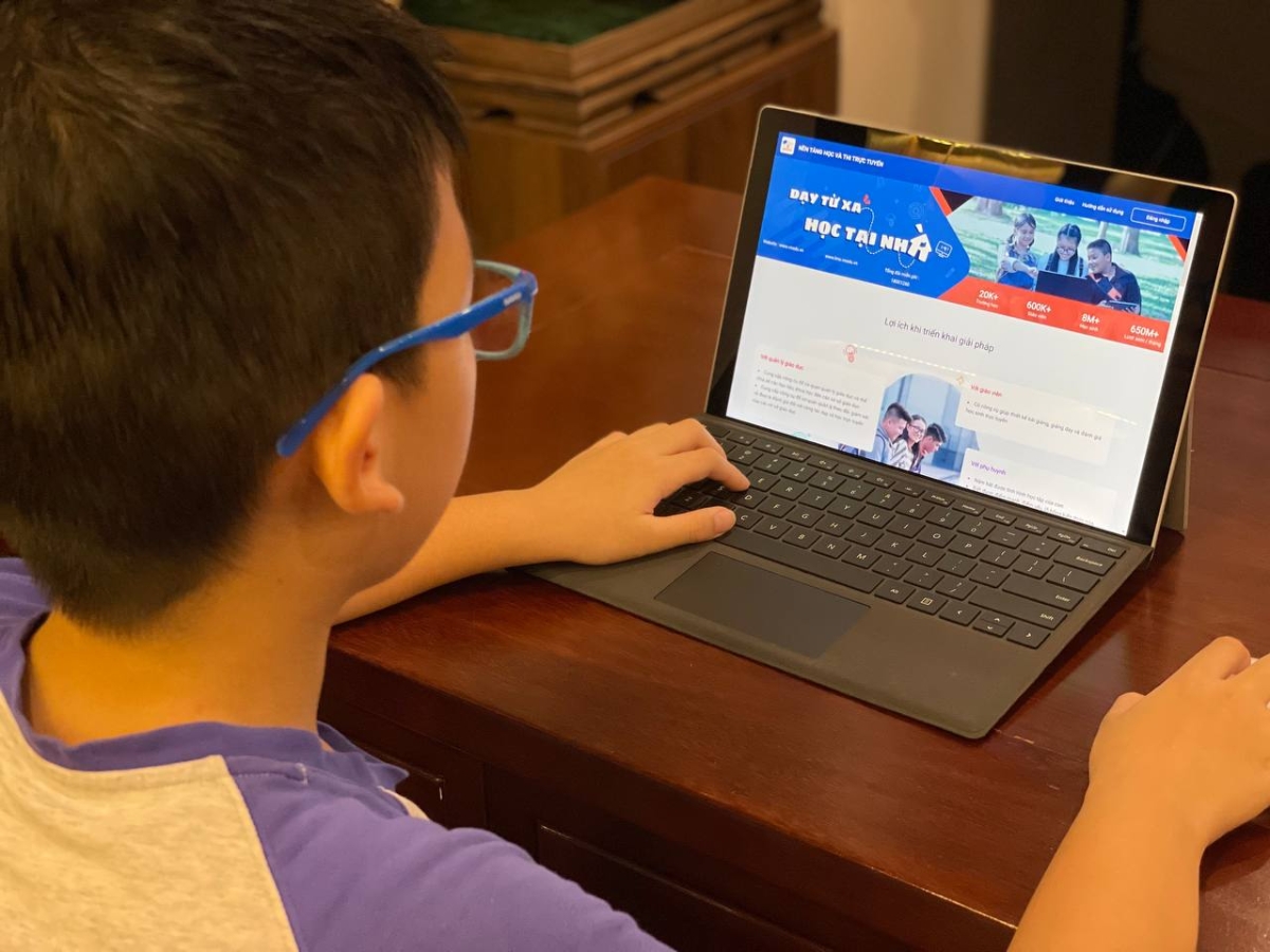 VNPT E-Learning hiện có khoảng hơn 1 triệu các bài giảng do các thầy cô trên toàn quốc xây dựng.