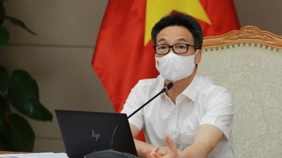 One domestic Covid-19 vaccine may be licensed by end of 2021