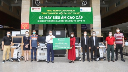 Phuc Khang Corp. donates ultrasound machines to University Medical Center in HCMC