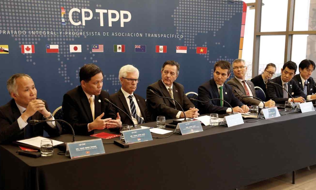 Đại diện các nước thành viên CPTPP trong một cuộc họp báo tại Santiago, Chile  năm 2019 - Ảnh: Reuters