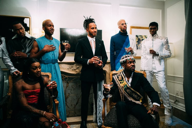 Lewis Hamilton quyết định tặng cơ hội tham dự bữa tiệc thời trang lớn nhất h&agrave;nh tinh cho c&aacute;c nh&agrave; thiết kế da m&agrave;u mới nổi.