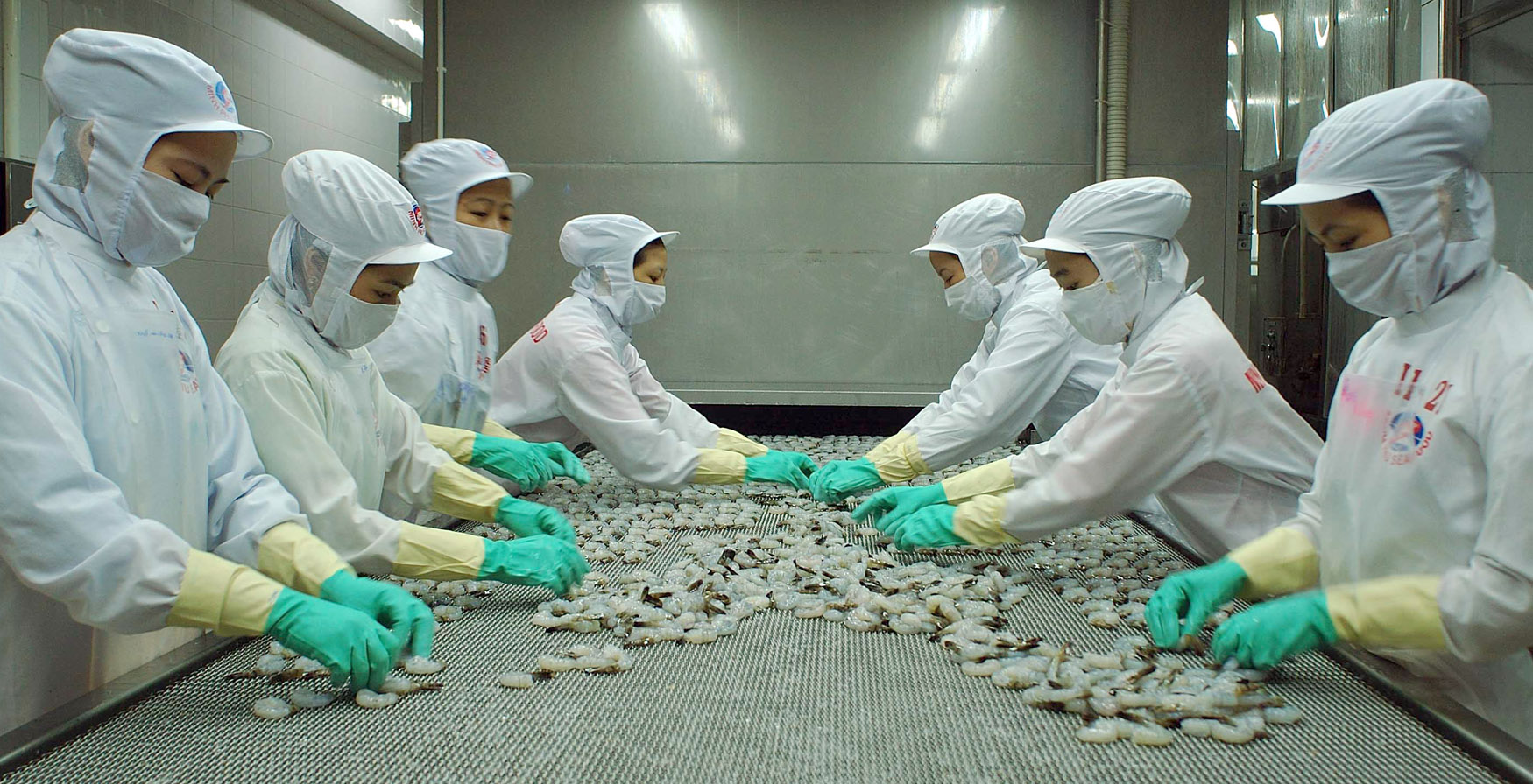 Khi số lượng nh&acirc;n c&ocirc;ng c&ograve;n lại mệt mỏi v&igrave; &ldquo;3 tại chỗ&rdquo;, ph&uacute;c lợi mới sẽ g&oacute;p phần động vi&ecirc;n, th&uacute;c đẩy tinh thần sản xuất.