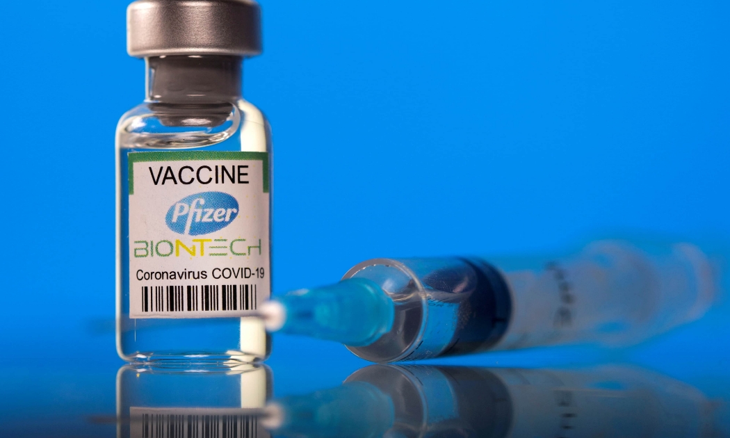 Vaccine Pfizer - Ảnh: AP
