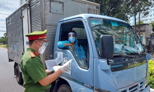 Mạnh tay xử lý địa phương 