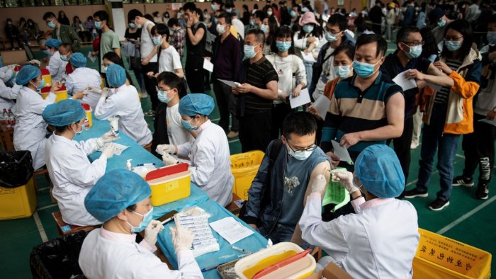 Vaccine Trung Quốc đặc biệt quan trọng với những quốc gia không có đủ điều kiện cơ sở hạ tầng để bảo quản các loại vaccine mRNA - Ảnh: Getty Images