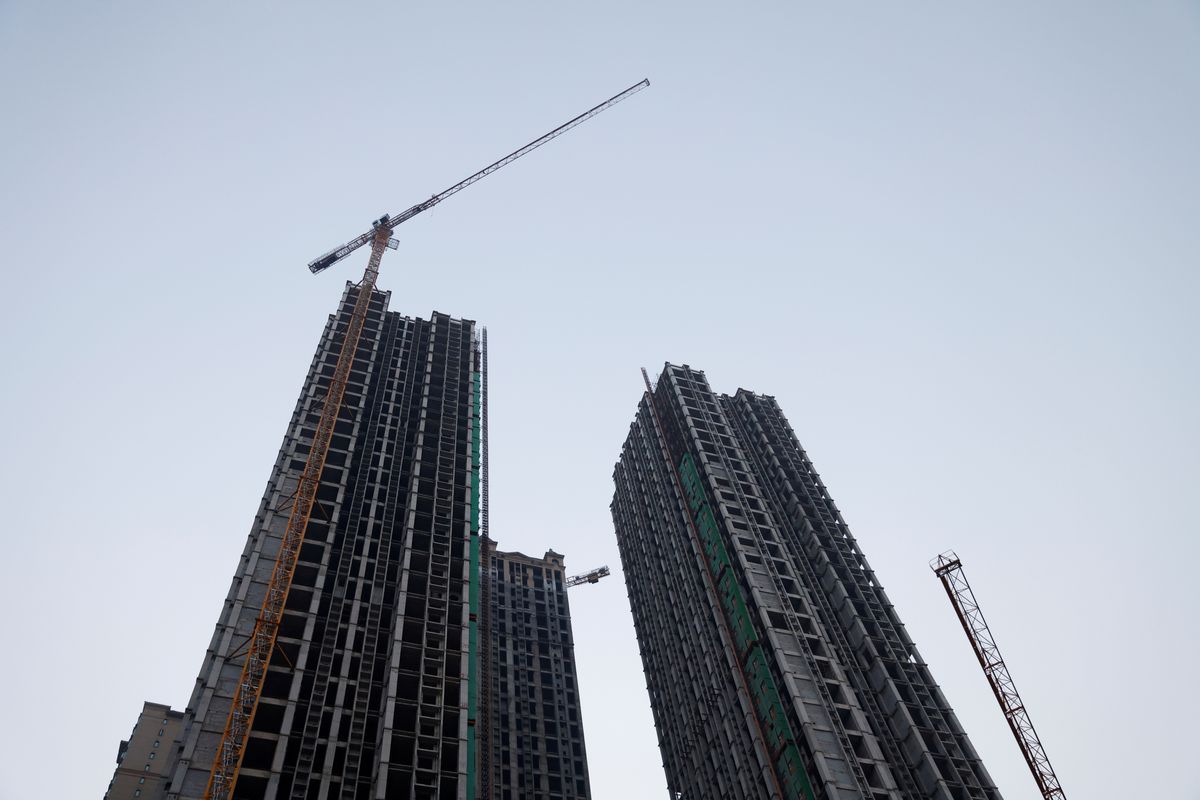 Một dự án còn dang dở của Evergrande ở Lạc Dương, Trung Quốc hôm 15/9 - Ảnh: Reuters.