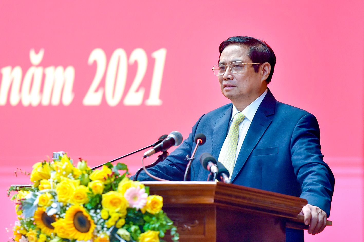 Thủ tướng Phạm Minh Chính phát biểu tại lễ khai giảng năm học 2021-2022 của Học viện Quốc phòng - Ảnh: VGP