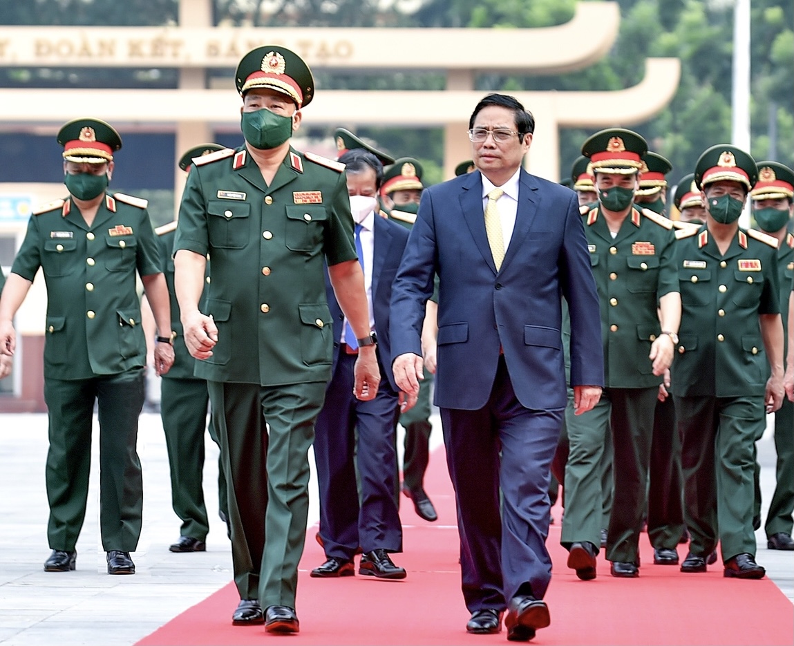 Thủ tướng Chính phủ Phạm Minh Chính dự lễ khai giảng năm học 2021-2022 của Học viện Quốc phòng. - Ảnh: VGP