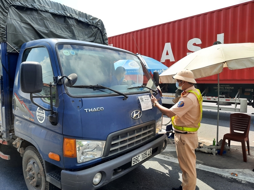 Phương án vận tải trong tình hình mới cần đảm bảo sự đồng bộ, thống nhất từ trên xuống dưới và tại tất cả các địa phương ngay từ đầu.