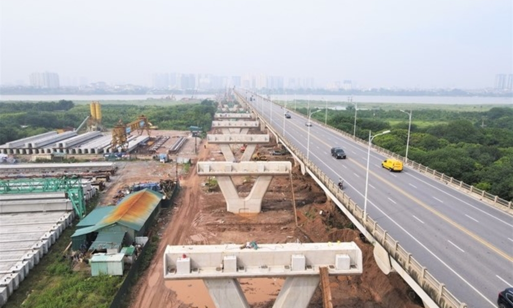 Toàn cảnh dự án cầu Vĩnh Tuy giai đoạn 2 nhìn từ phía Long Biên.
