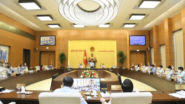 Thường vụ Quốc hội họp bất thường, nhất trí đề xuất 30.000 tỷ đồng hỗ trợ người lao động và doanh nghiệp