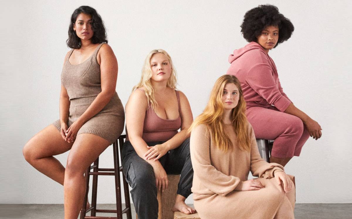 Trước sự thay đổi của quan điểm về c&aacute;i đẹp, nhiều thương hiệu thời trang đ&atilde; mở rộng k&iacute;ch cỡ sản phẩm của m&igrave;nh.