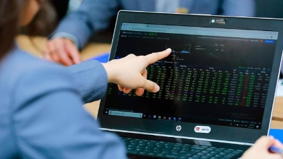 Many businesses turn a profit in Q3