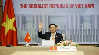 NA Chairman works with leading US corporations