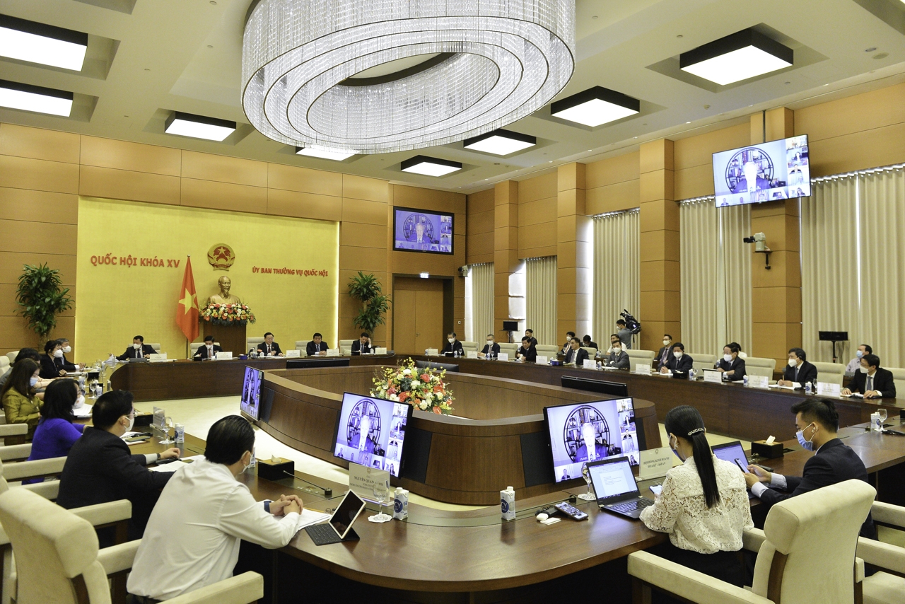 To&agrave;n cảnh buổi l&agrave;m việc tại đầu cầu Nh&agrave; Quốc hội Việt Nam - Ảnh: Quochoi.vn