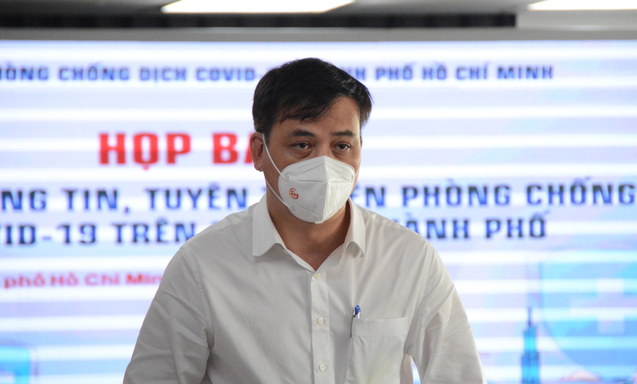 &Ocirc;ng L&ecirc; H&ograve;a B&igrave;nh, Ph&oacute; Chủ tịch UBND TP.HCM tại buổi họp ng&agrave;y 30/9.