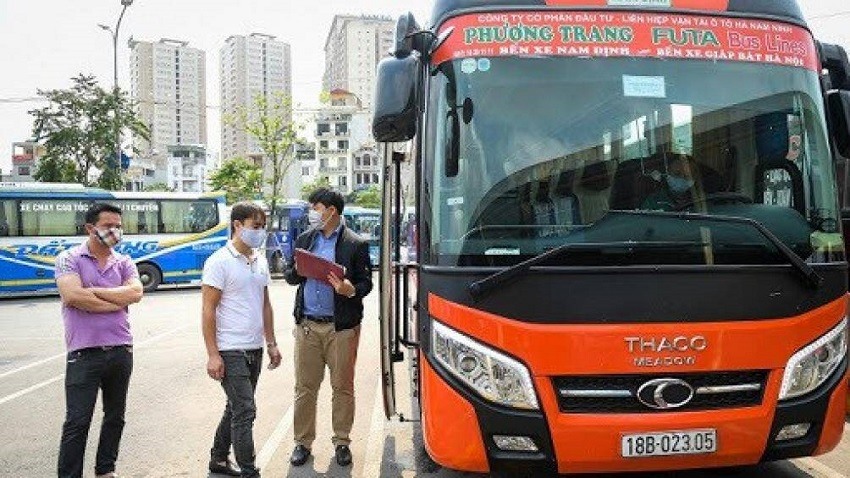 Kế hoạch khôi phục hoạt động vận tải hành khách của Bộ Giao thông vận tải đưa ra các yêu cầu, điều kiện mới khi đi lại giữa các địa phương nới lỏng giãn cách xã hội.