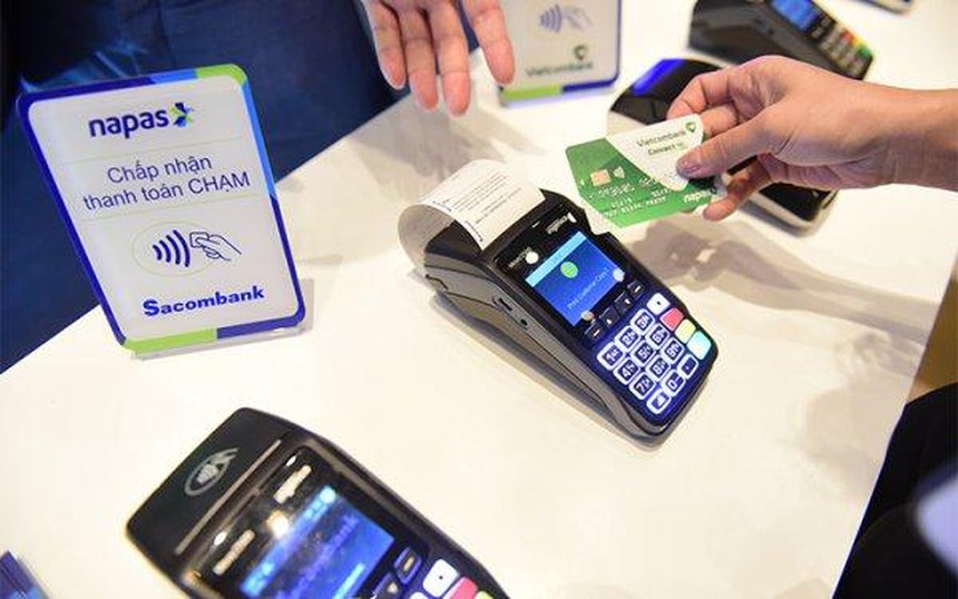 Hoạt động thanh toán nhập cuộc giảm chi phí cho doanh nghiệp và người dân do đại dịch Covid - 19