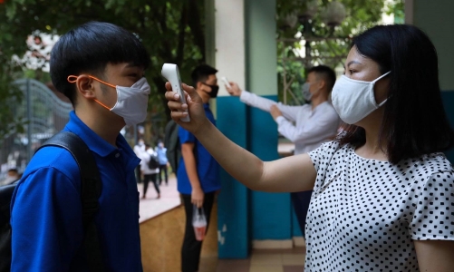 Hà Nội kiên quyết không để xảy ra dịch bệnh lớn trong trường học