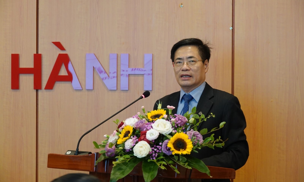 Ông Trương Hùng Long, Cục trưởng Cục Quản lý nợ và Tài chính đối ngoại, Bộ Tài chính chủ trì hội nghị.