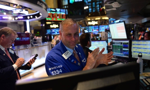 Chứng khoán Mỹ và giá dầu đồng loạt tăng mạnh sau thoả thuận nâng trần nợ