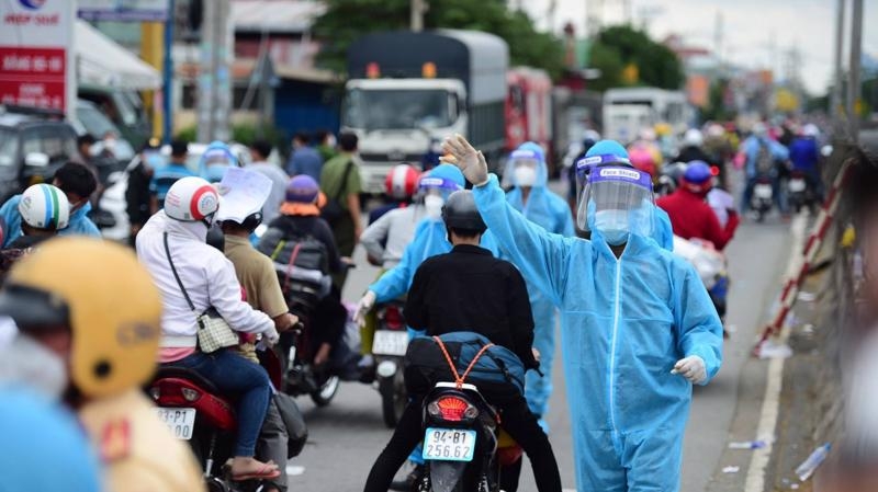 PM calls for sensible process for people returning home