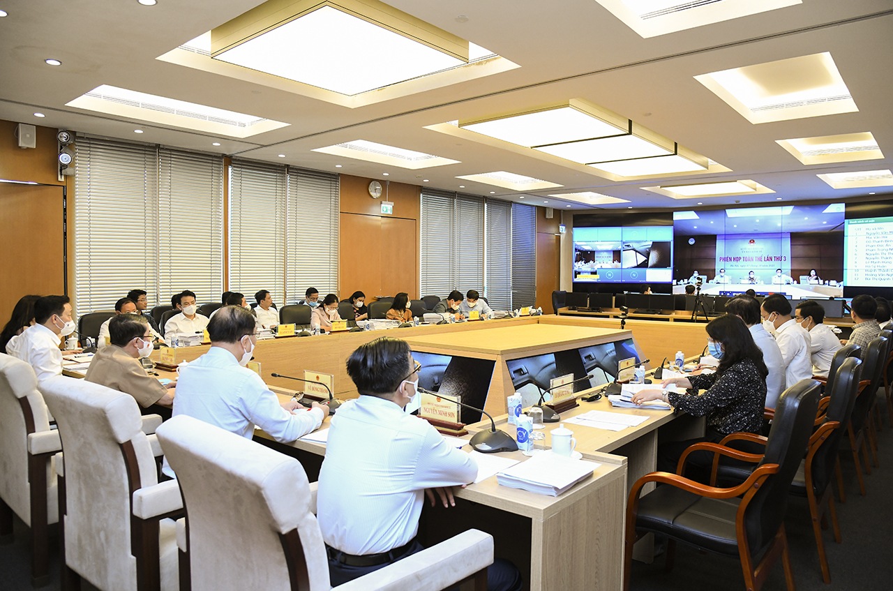 To&agrave;n cảnh phi&ecirc;n họp - Ảnh: Quochoi.vn