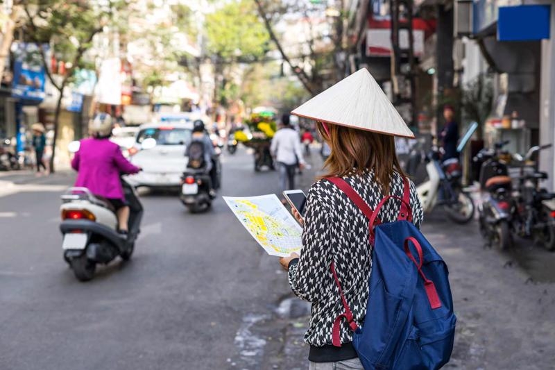Vietnam to welcome international tourists in mid-2022