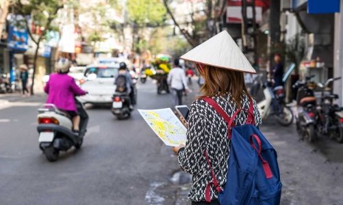 Du lịch Việt dự kiến mở cửa hoàn toàn với khách quốc tế từ 6/2022