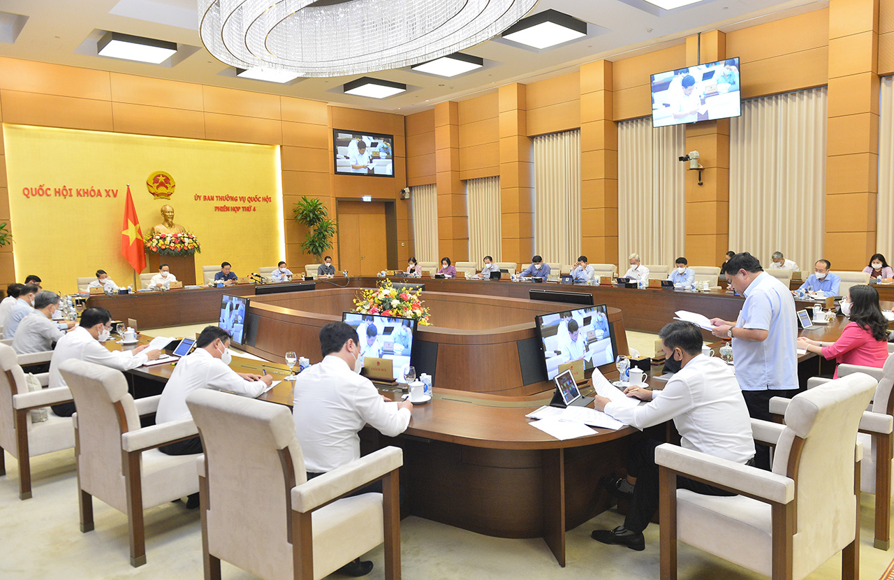 Toàn cảnh phiên họp - Ảnh: Quochoi.vn