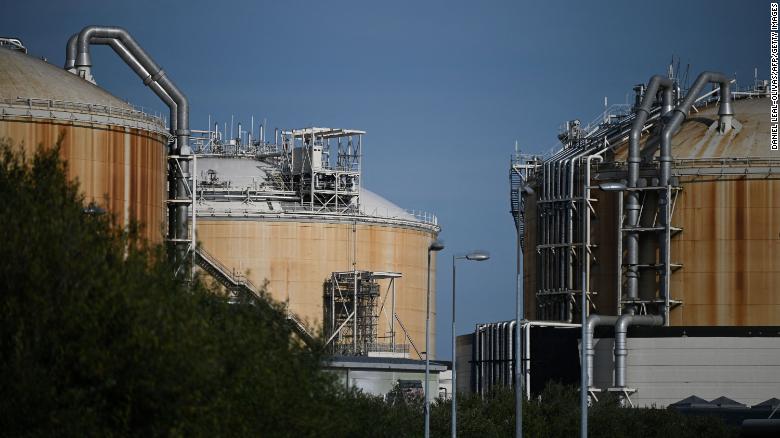 Kho chứa khí tự nhiên hoá lỏng (LNG) ở miền Đông Nam nước Anh.