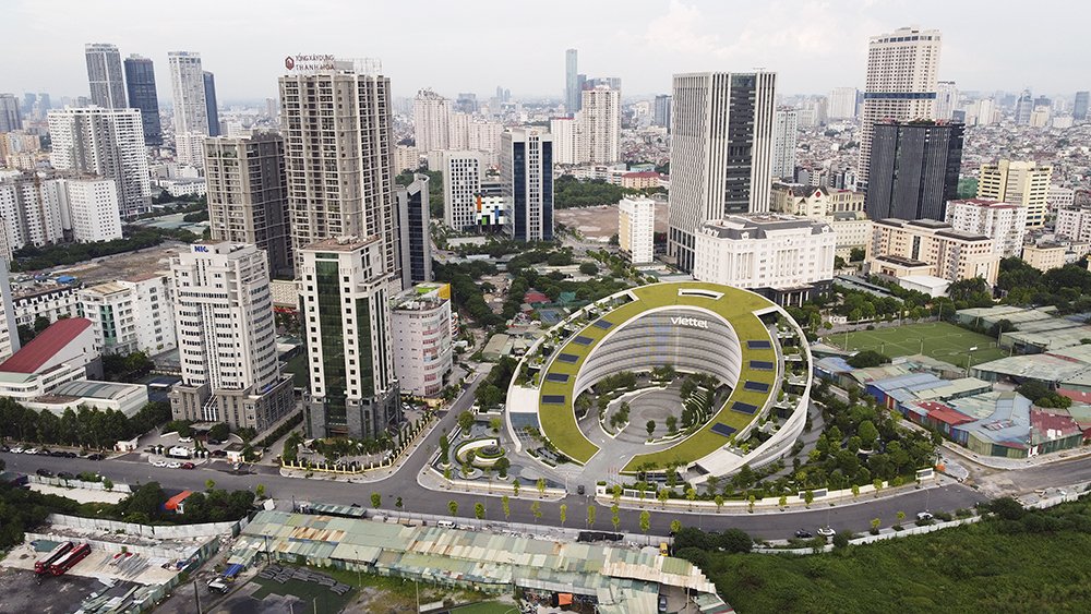 Phục hồi, phát triển kinh tế - xã hội là mối quan tâm hàng đầu của thành phố.