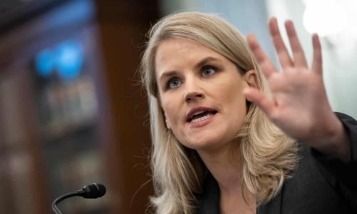 Facebook nỗ lực “củng cố niềm tin” của 63.000 nhân viên trước các lời tố cáo chấn động