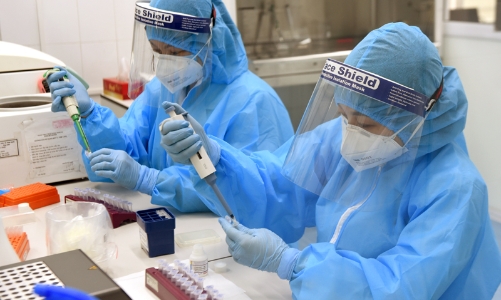 Không phải trả phí xét nghiệm Covid-19 khi khám bệnh tại cơ sở y tế công lập