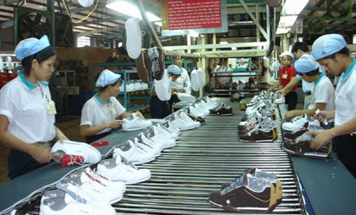 Dự báo kim ngạch xuất khẩu tiếp tục giảm mạnh trong các tháng cuối năm 2021