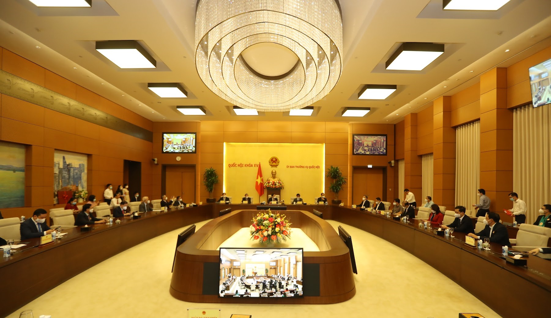 To&agrave;n cảnh buổi họp mặt - Ảnh: Giang Nam.