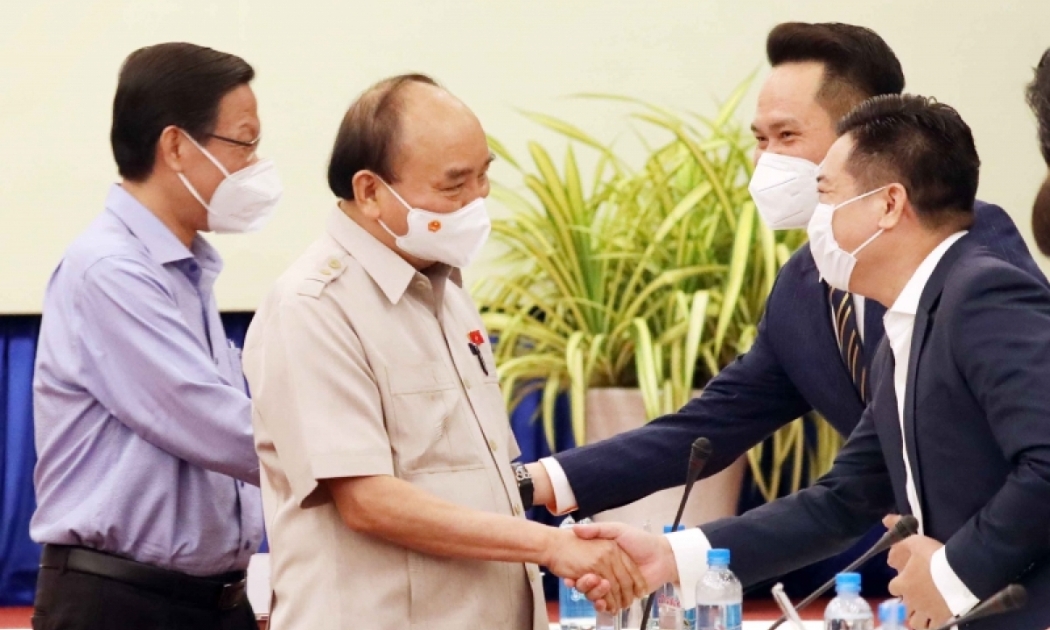Chủ tịch nước gặp gỡ đại diện doanh nghiệp thuộc Hiệp hội Doanh nhân trẻ Việt Nam - Ảnh: VGP