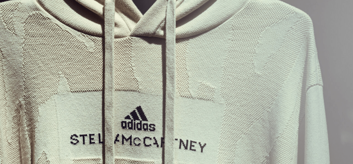 Chương tr&igrave;nh b&aacute;n lại của Adidas sẽ được triển khai dưới h&igrave;nh thức trực tuyến cũng như tại c&aacute;c cửa h&agrave;ng v&agrave;o năm 2022.